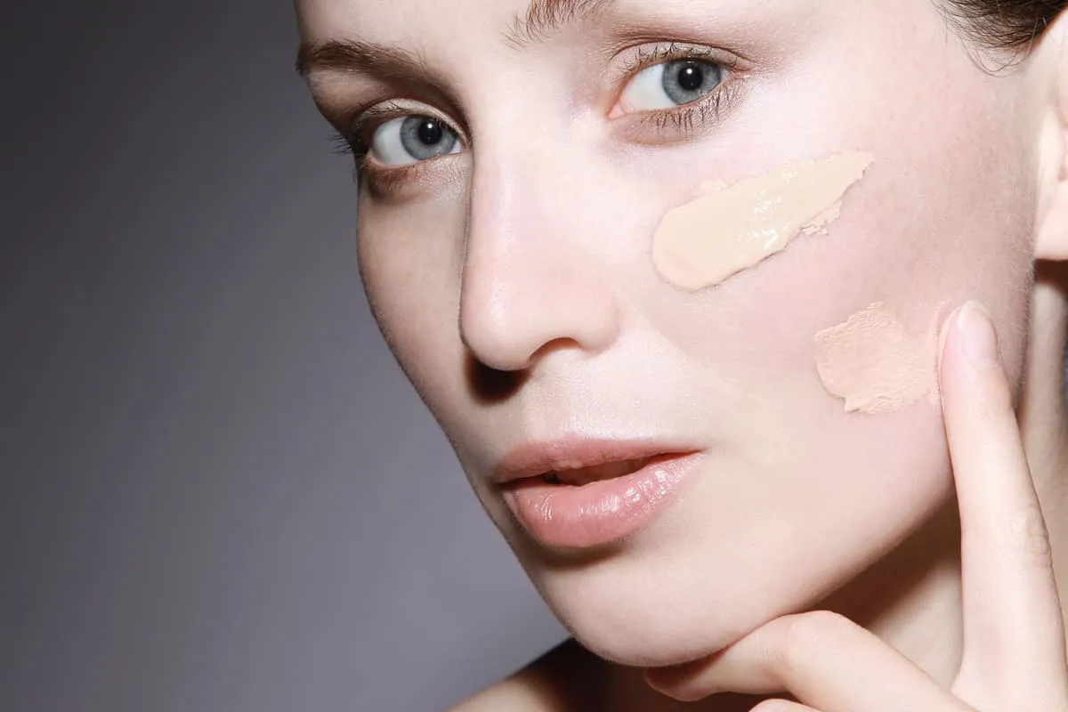 przygotowanie cery pod makijaż trądzikowy