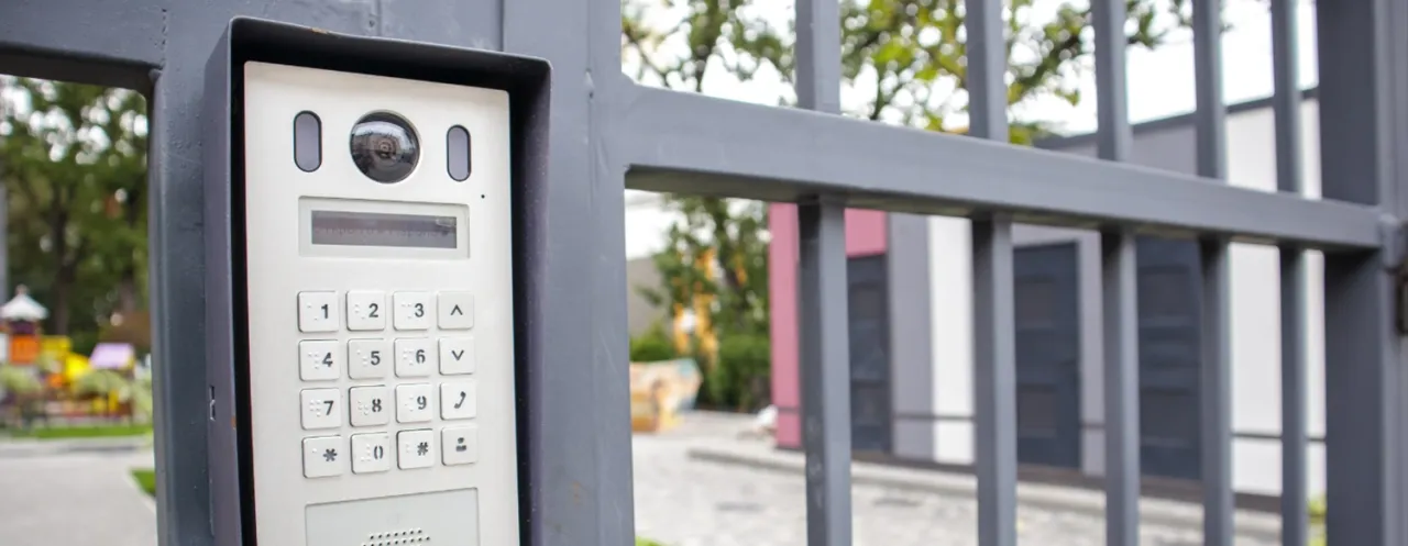 Popularni producenci domofon&oacute;w i wideodomofon&oacute;w w Polsce