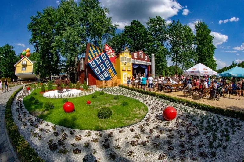 Farma Iluzji Julinek Park atrakcje dla dzieci Mazowieckie