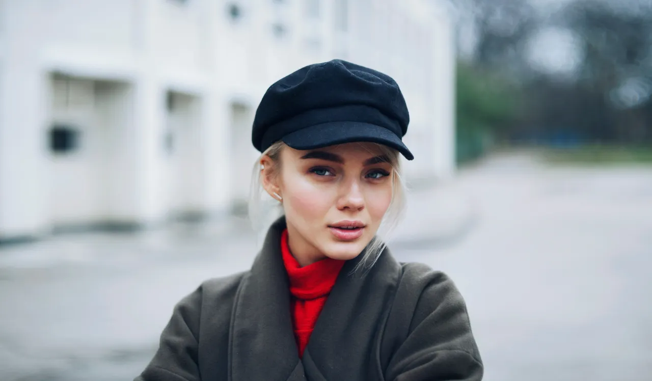 damska czapka z daszkiem trendy modele