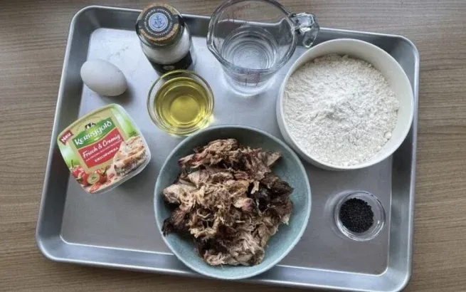 Zdjęcie Najlepsze przepisy na pierogi z szarpaną wieprzowiną, które pokochasz