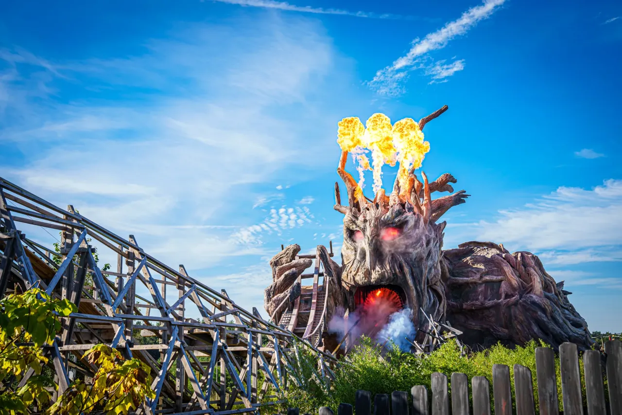 Heide Park Achterbahnen Colossos Krake Flug der D&auml;monen
