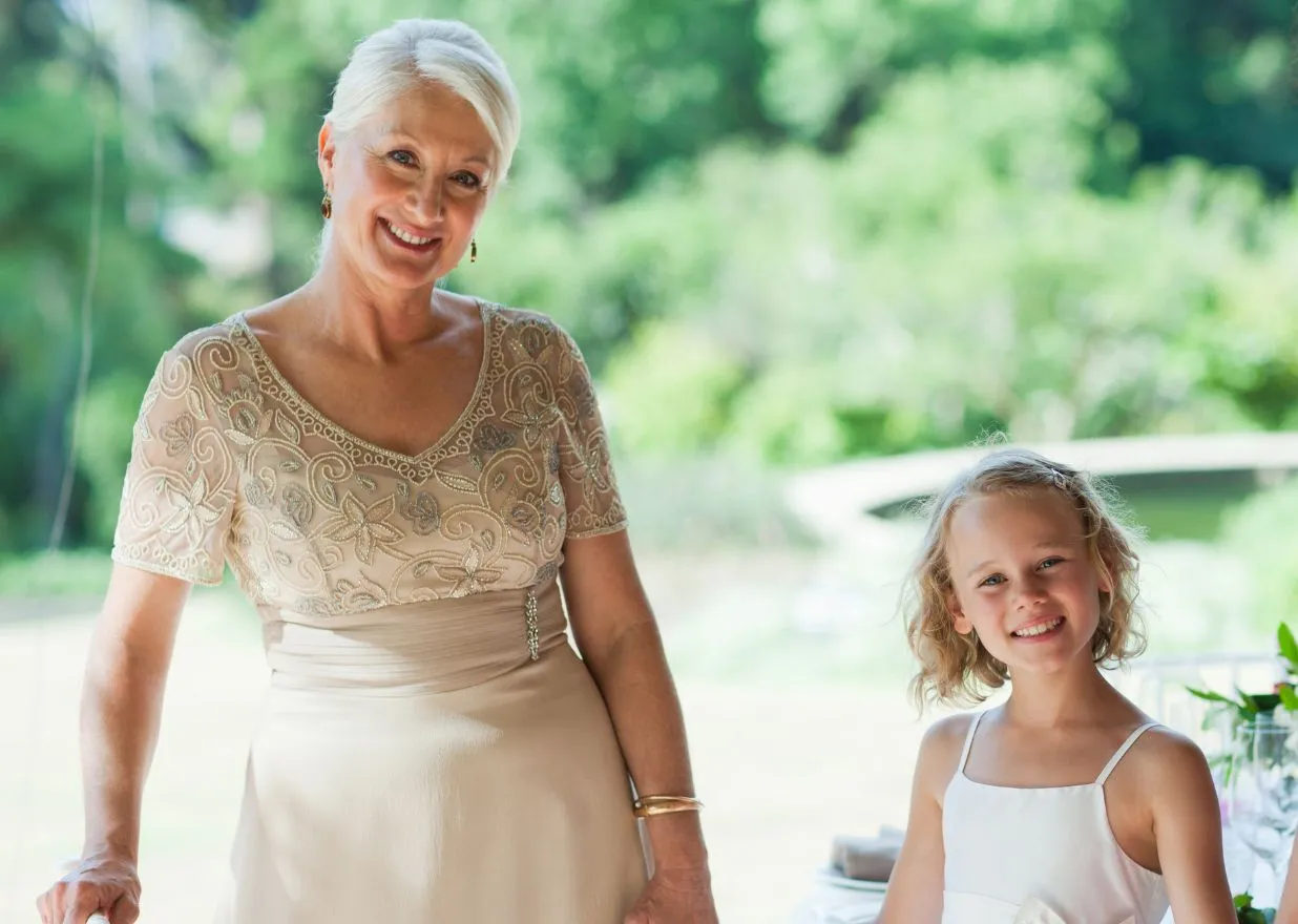 elegancka babcia na komunii