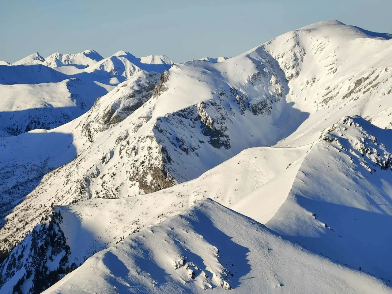 Kasprowy Wierch zimą zagrożenia lawinowe