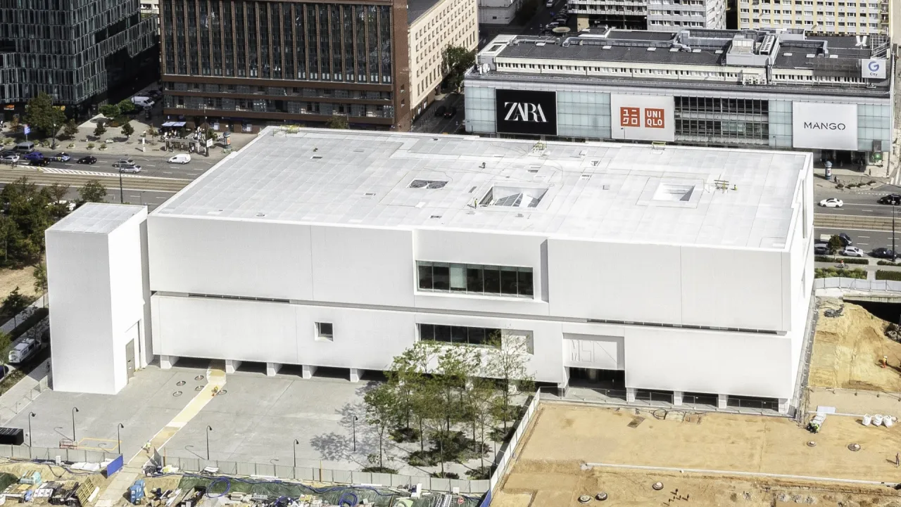 Architektura Muzeum Sztuki Nowoczesnej Warszawa fasada