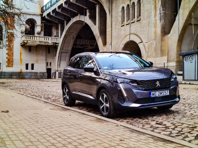 Peugeot 3008 II na drodze