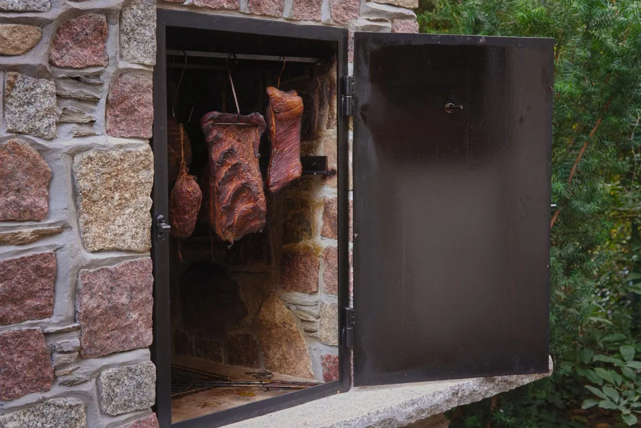 materiały do budowy wędzarni murowanej