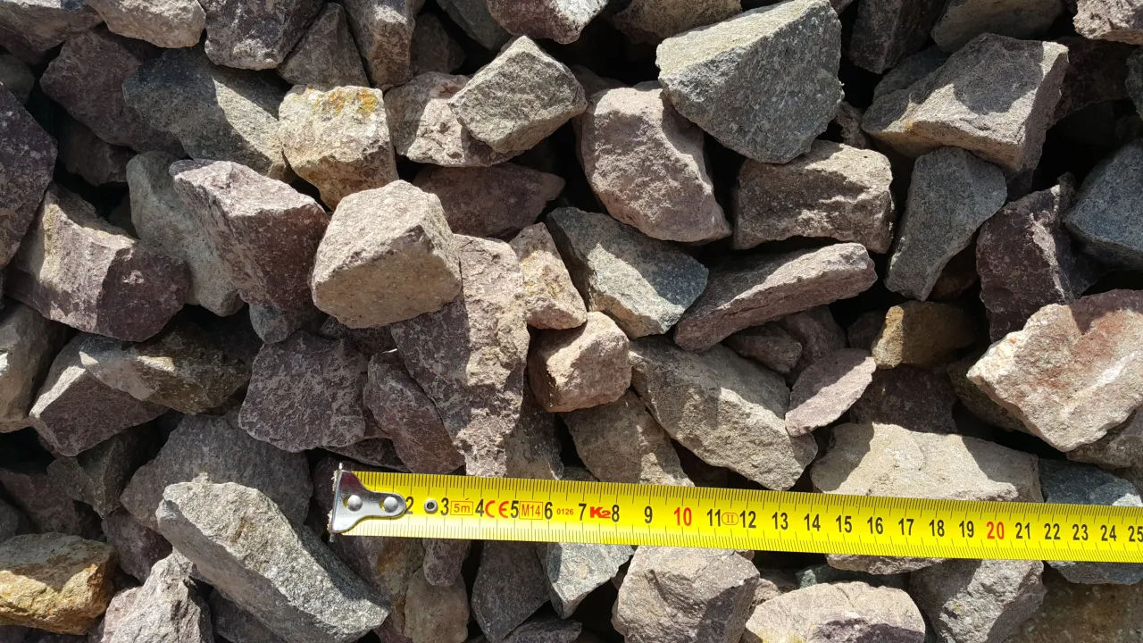 Rodzaje kruszyw budowlanych kliniec tłuczeń grys