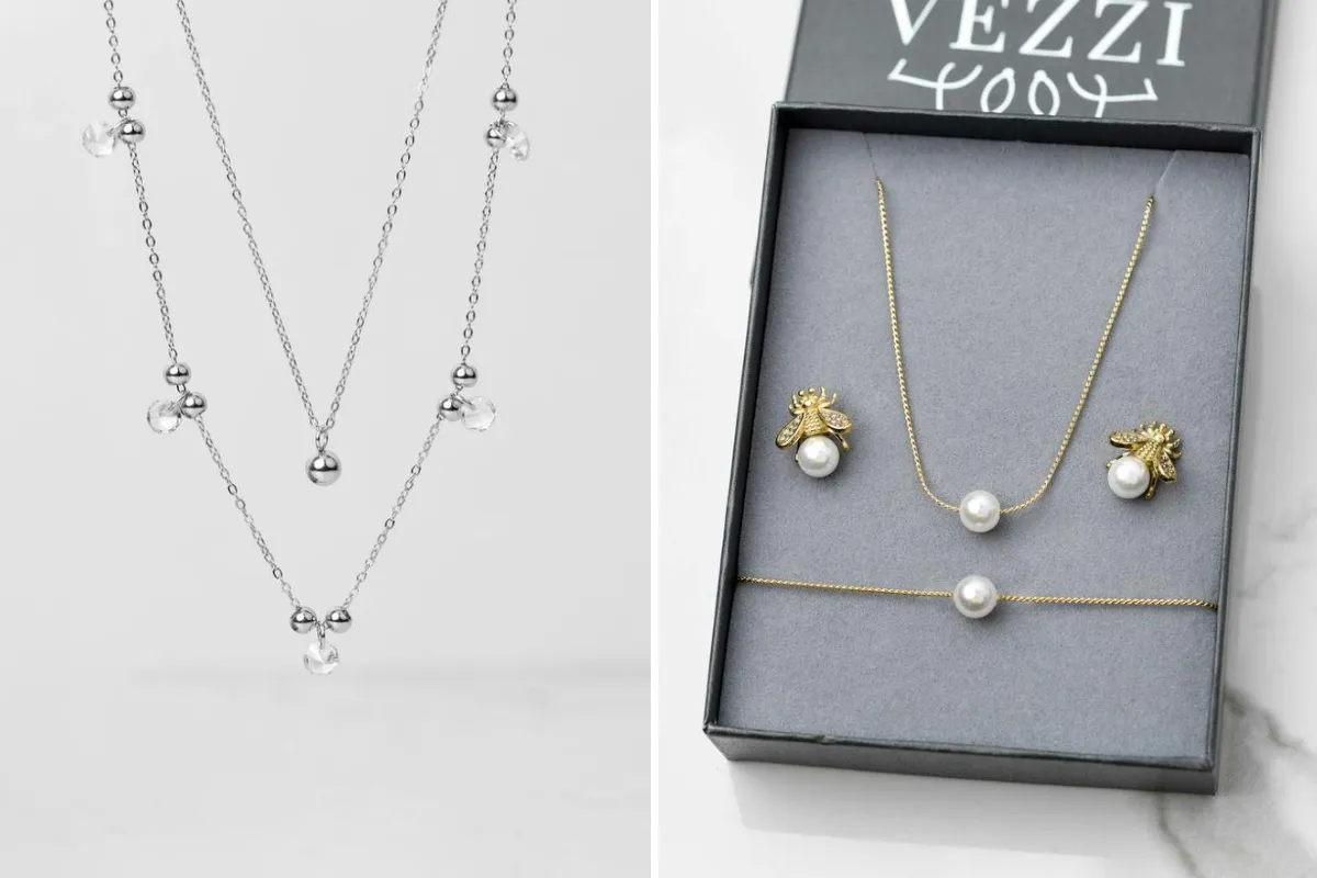 delikatna biżuteria do pudrowej r&oacute;żowej sukienki