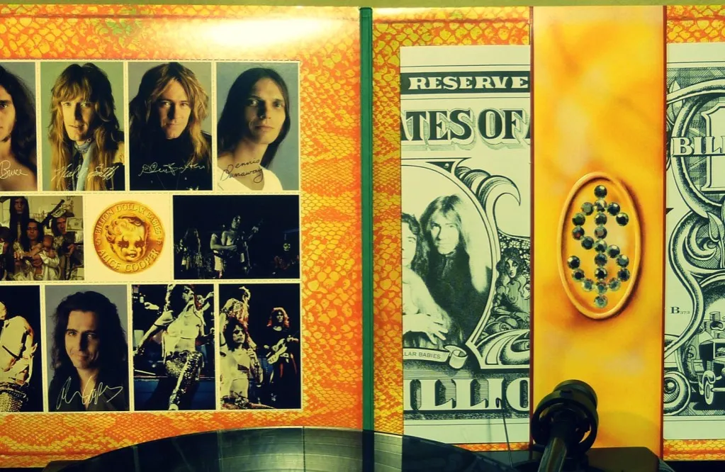 Ikony muzyki światowej, kolaż, albumy z głębokimi tekstami