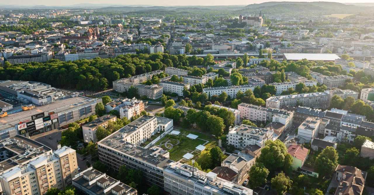 Mapa osiedla z zaznaczonymi punktami usługowymi