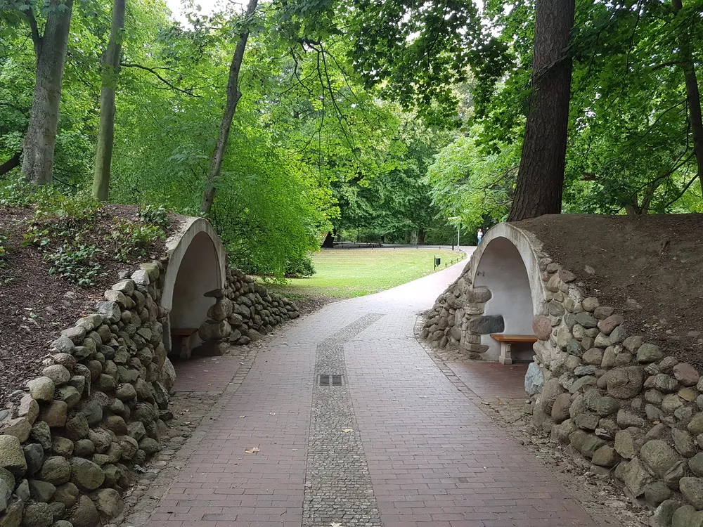 Park Oliwski palmiarnia groty szept&oacute;w