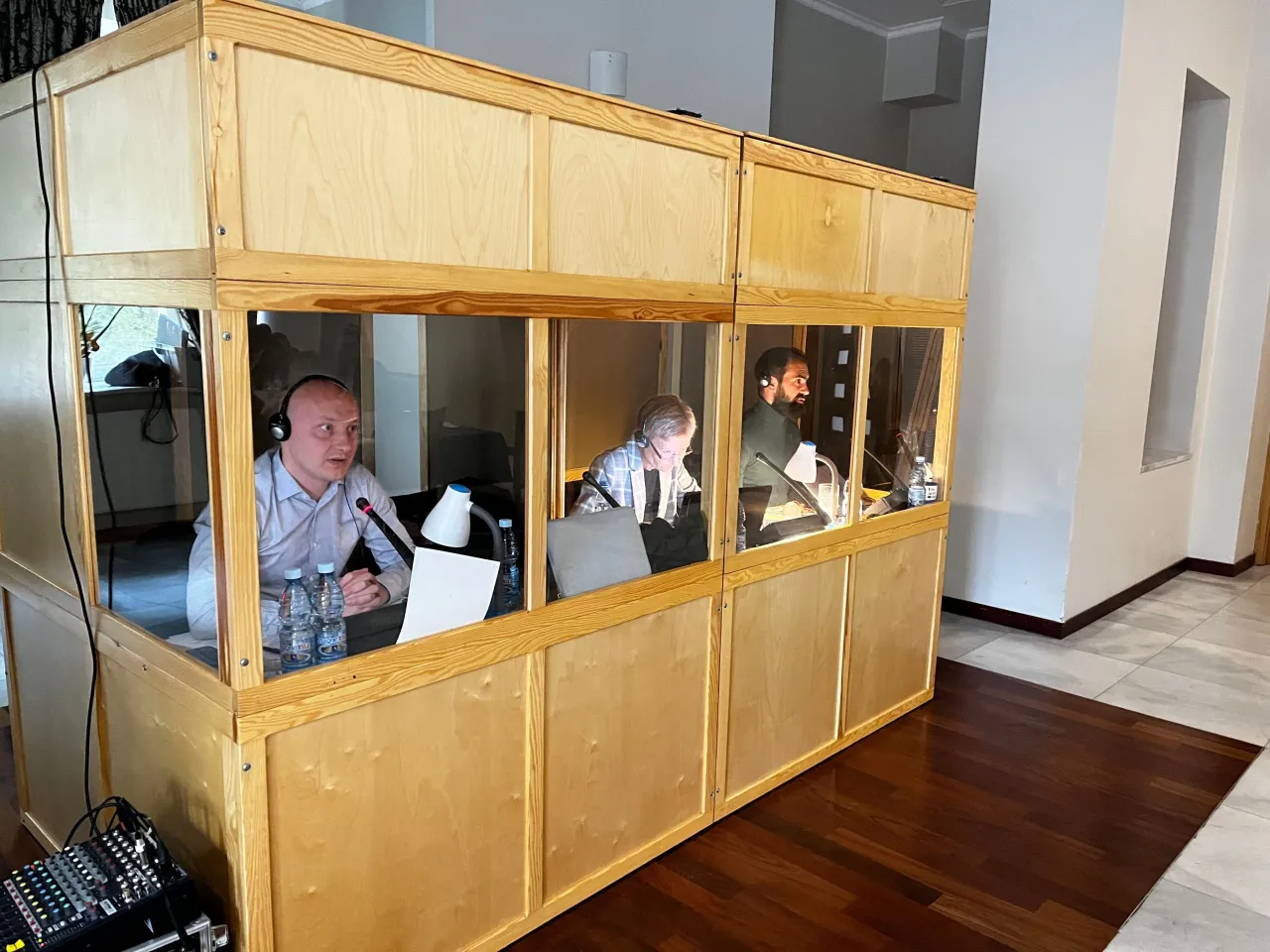 tłumaczenie symultaniczne kabina, tłumacz konferencyjny