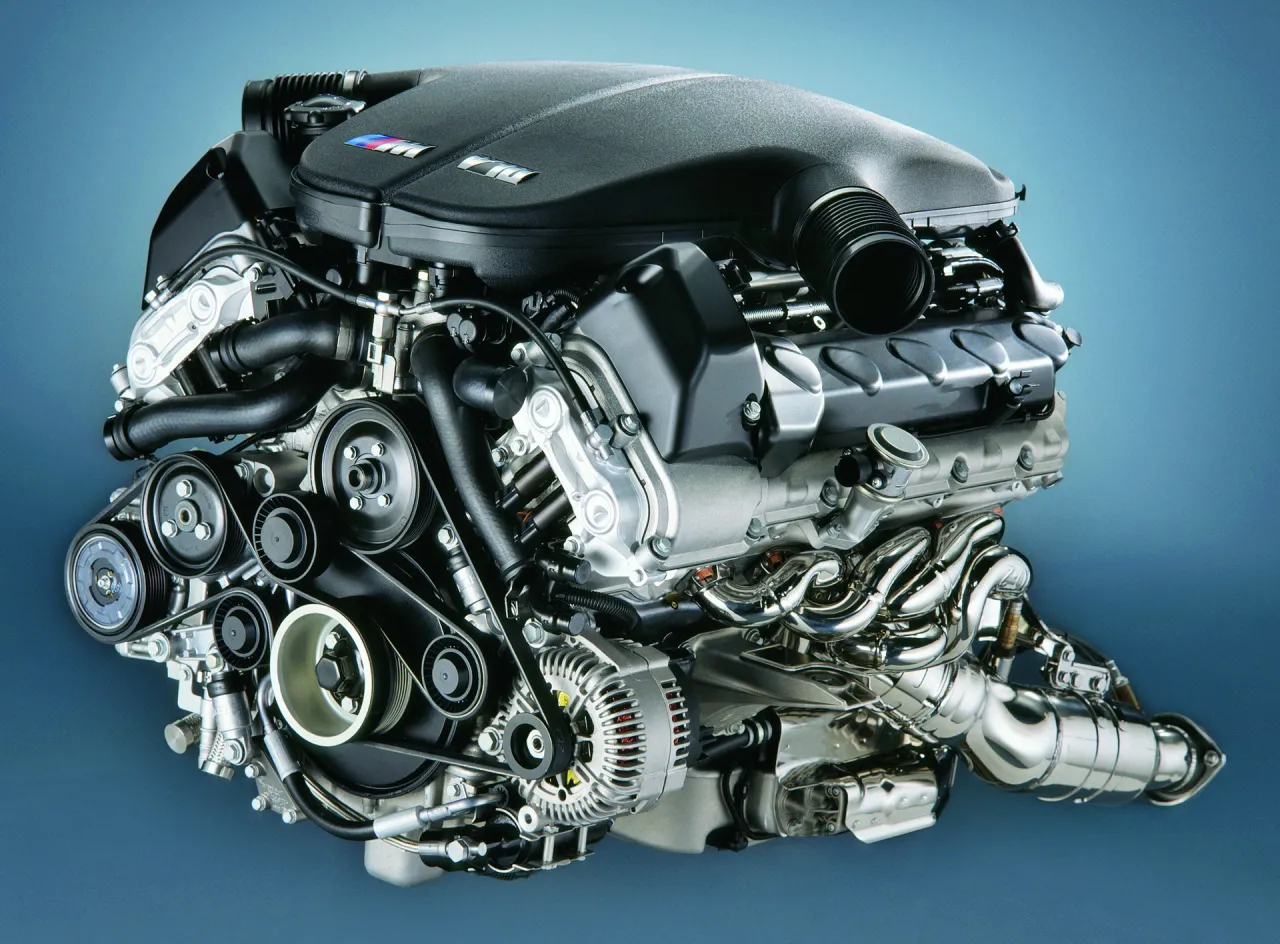 BMW S85B50 V10 engine