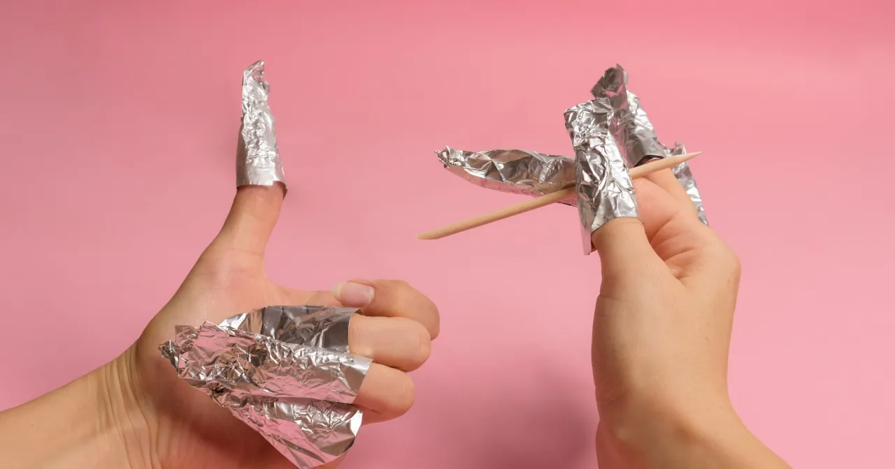 Niezbędne narzędzia do ściągania hybryd acetonem