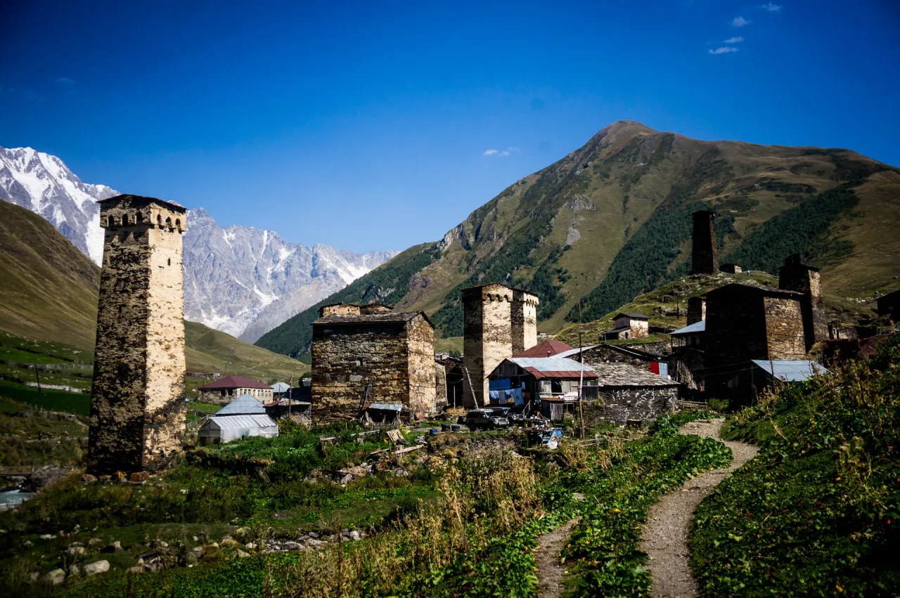 Trekking w Swanetii latem