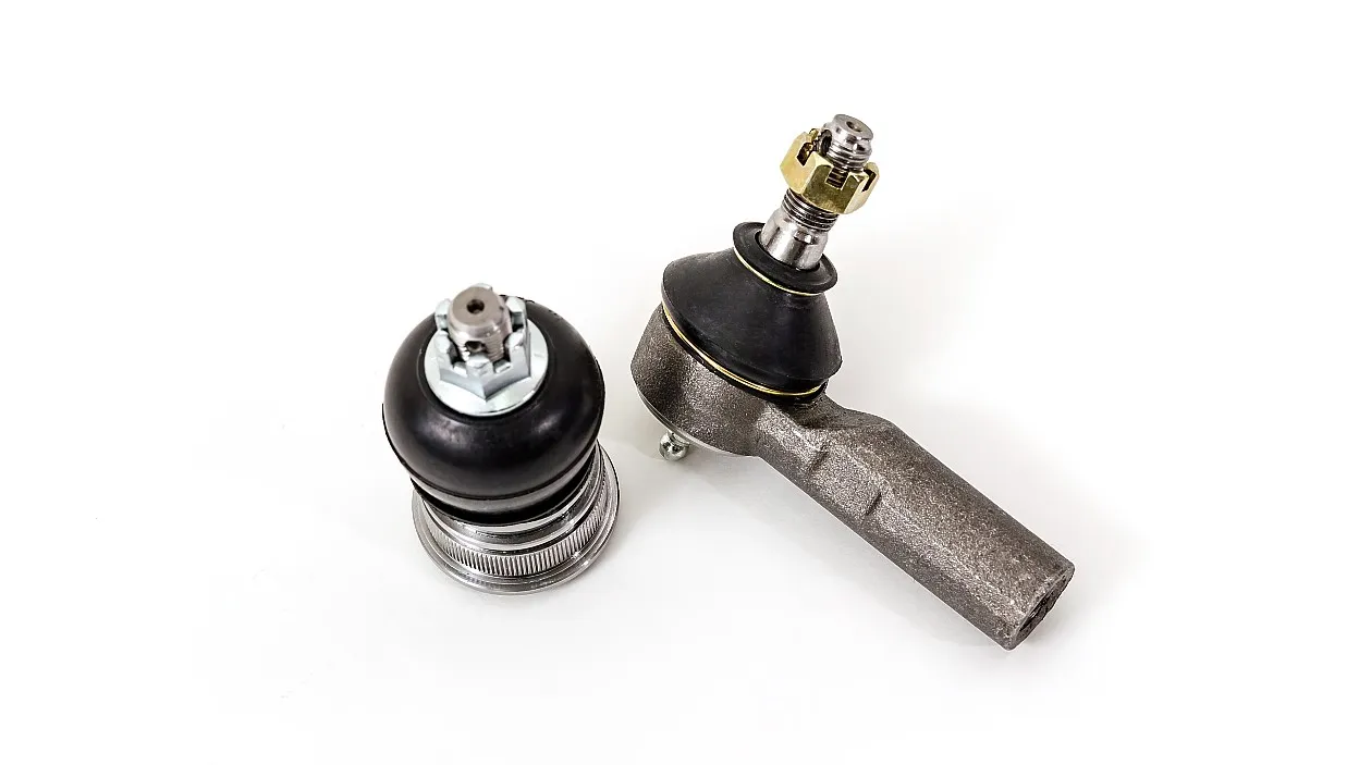 nier&oacute;wne zużycie opon od drążka kierowniczego