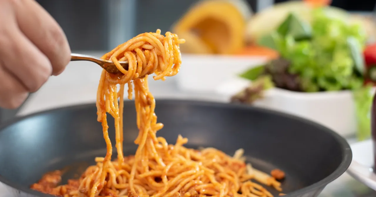 błędy odgrzewanie makaronu