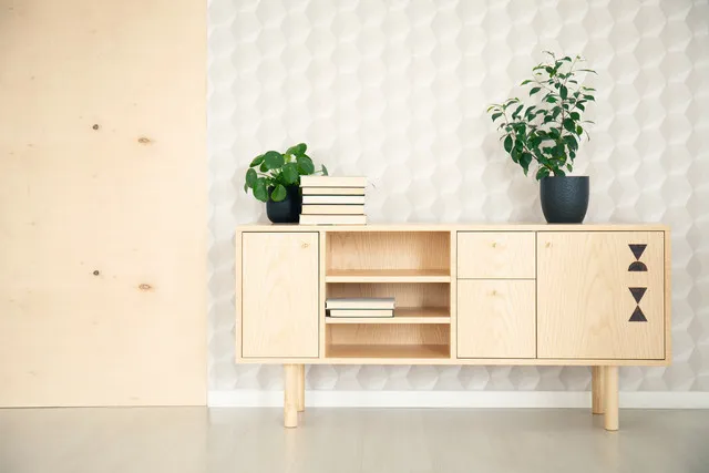 Proste projekty mebli ze sklejki DIY