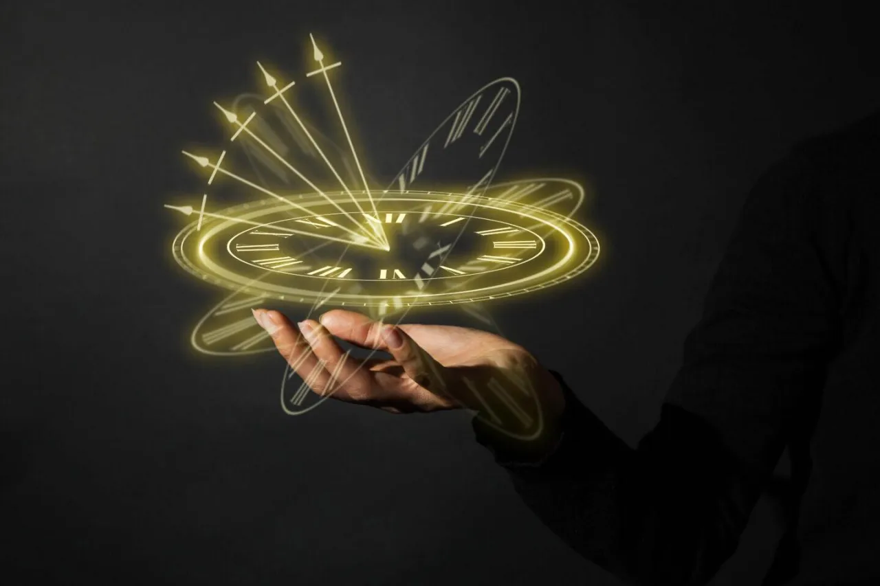 osoba zastanawiająca się nad rozwojem, planowanie przyszłości