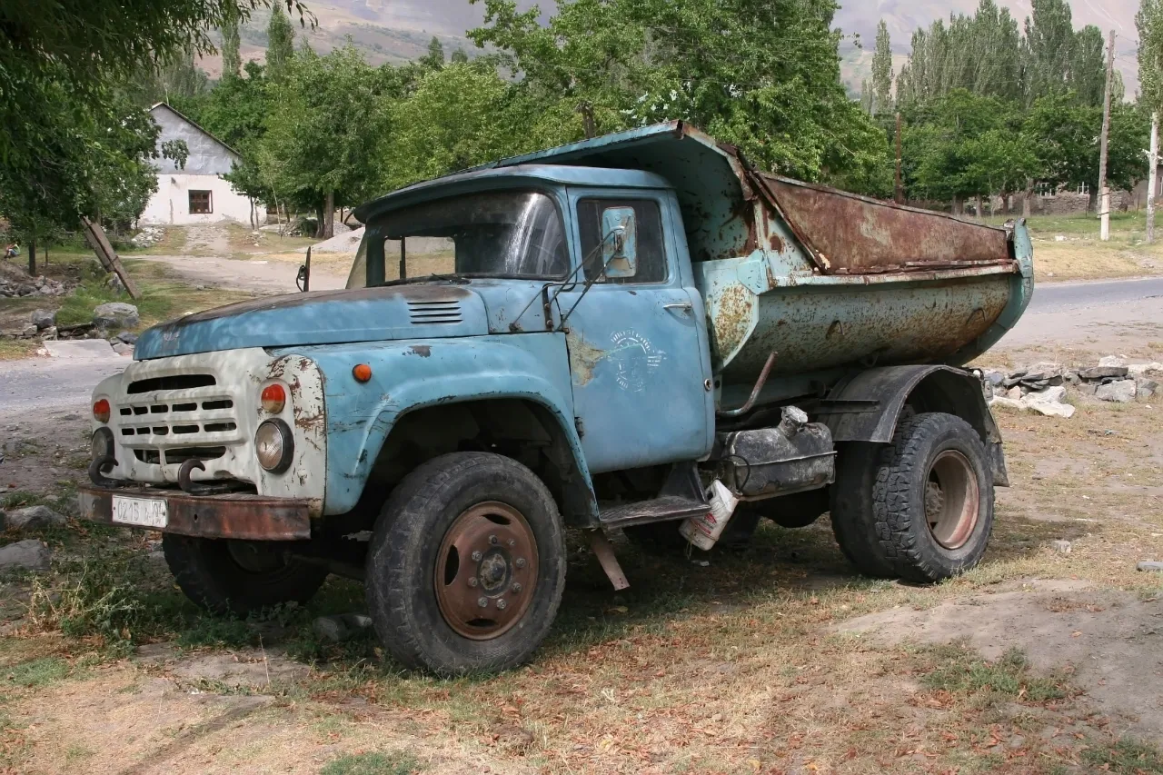 korozja ramy ciężar&oacute;wki PRL