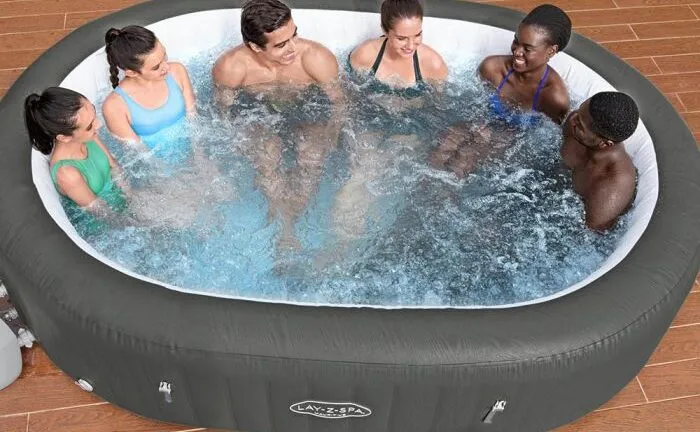 różne modele jacuzzi Lay-Z-Spa porównanie
