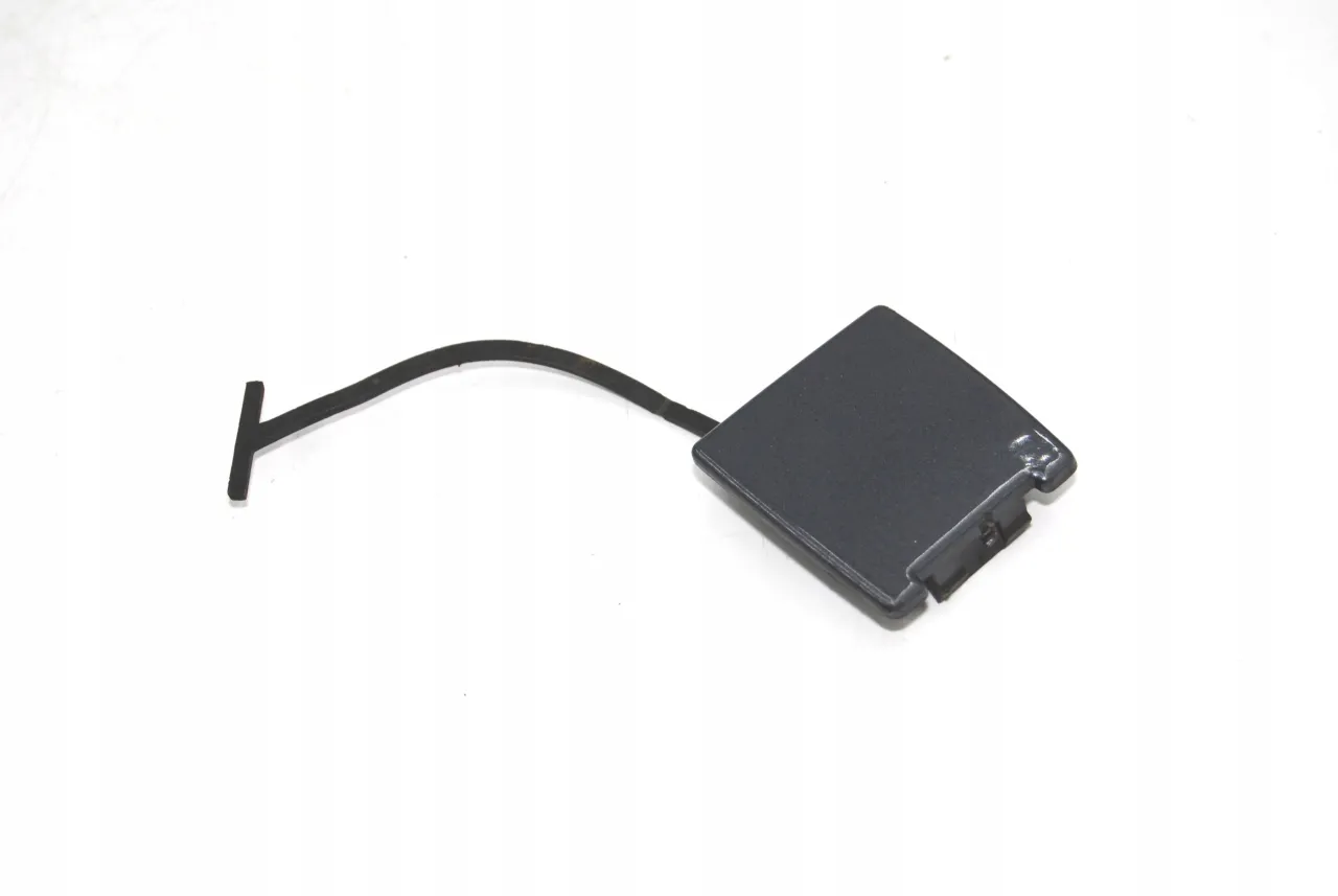 Volvo V50 tylny zderzak zaślepka ucha holowniczego