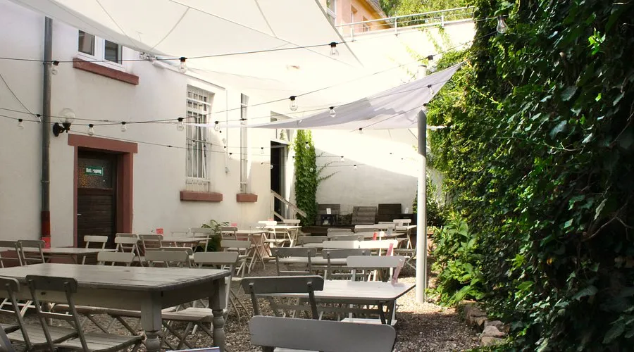 Wir Komplizen Restaurant Außenansicht Frankfurt Nordend