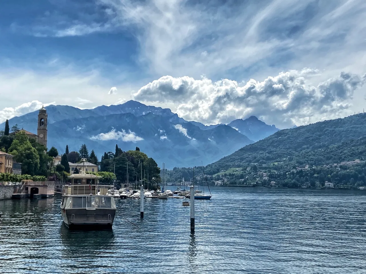 Jezioro Como widok ogólny z gór