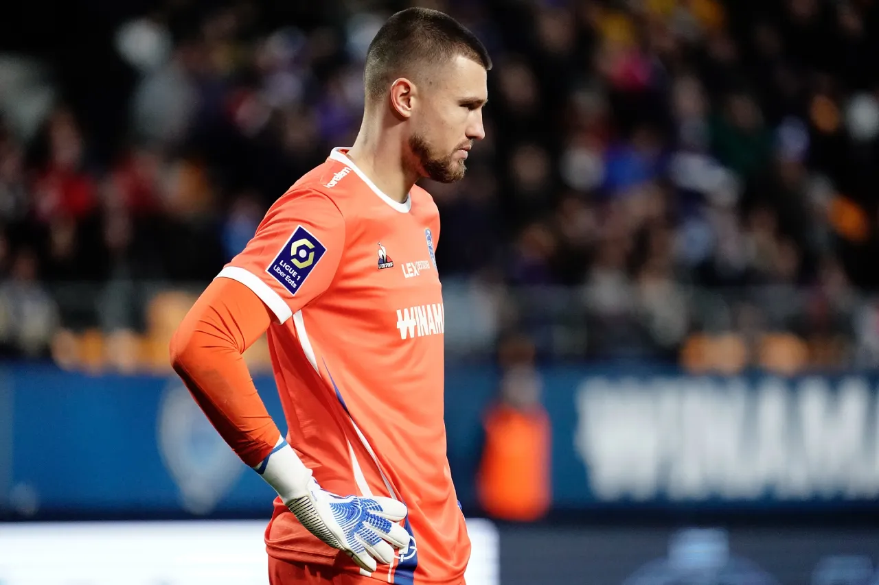 Ligue 1 bramkarz czyste konto