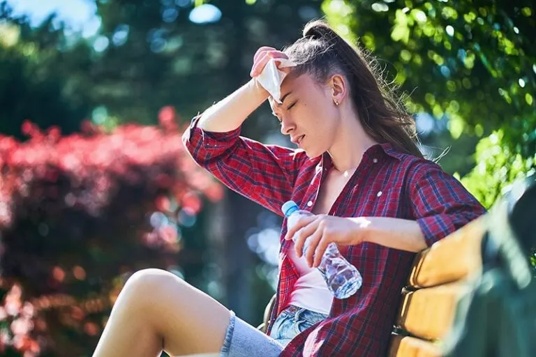 Zdjęcie Jakie leki na przegrzanie organizmu? Skuteczne sposoby i pierwsza pomoc