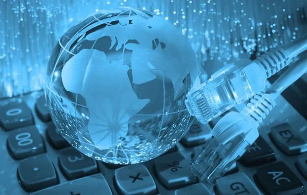 Zdjęcie Pierwszy mail w Polsce – fascynująca historia i jej znaczenie