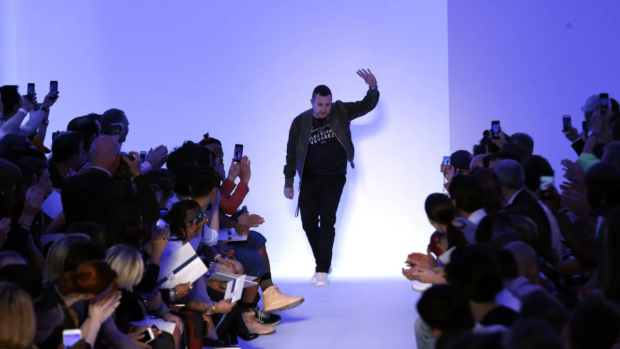 Zdjęcie Kim Jones w Louis Vuitton: Jak zmienił męską modę na zawsze