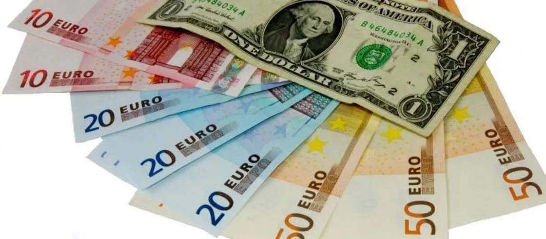 Zdjęcie Jaka waluta obowiązuje w Słowacji? Wszystko o euro na urlopie