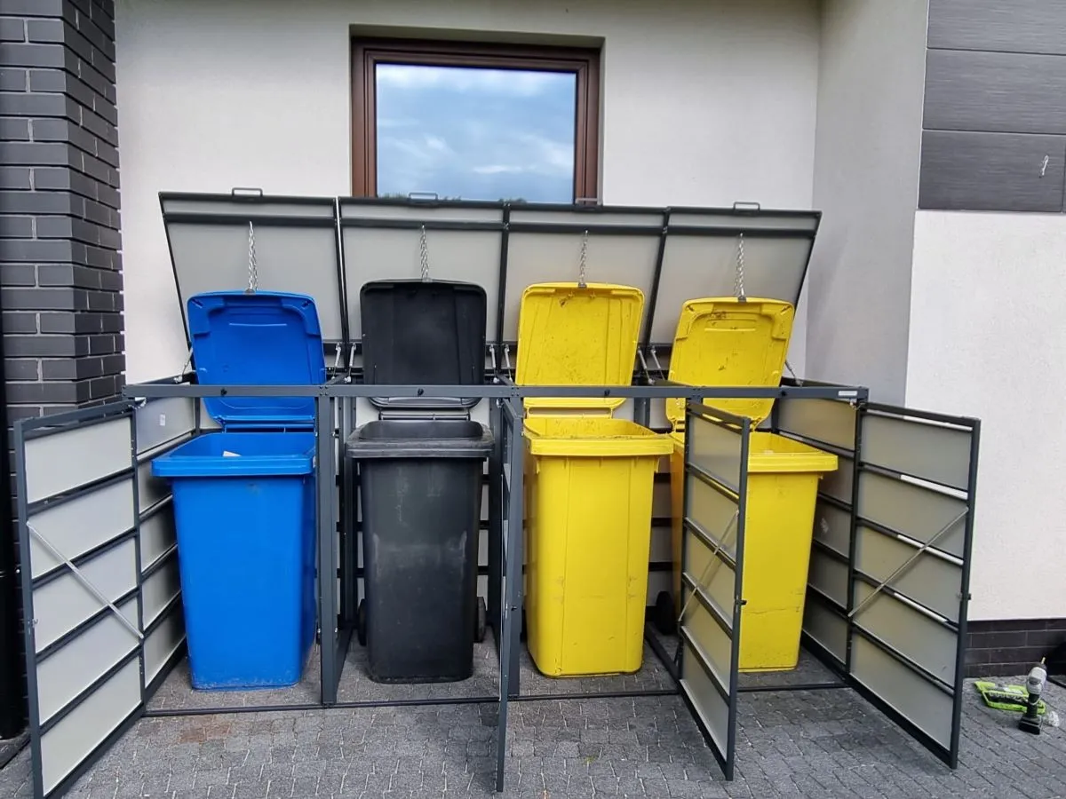 Zdjęcie Dowiedz się ile pojemników na śmieci potrzebujesz według nowych przepisów