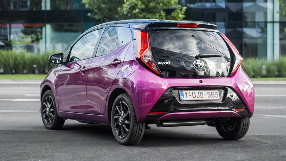 Zdjęcie Co na pierwszy samochód: uniknij błędów i wybierz idealne auto dla początkujących