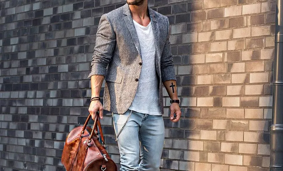 Zdjęcie Marynarka do dżinsów - tworzącej nieformalny, ale stylowy look.