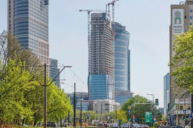 Zdjęcie Ile kosztuje wybudowanie wieżowca w Polsce? Zaskakujące fakty i ceny