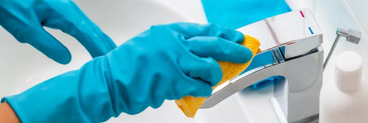Zdjęcie Jak wyczyścić kran z kamienia - skuteczne domowe metody bez chemii