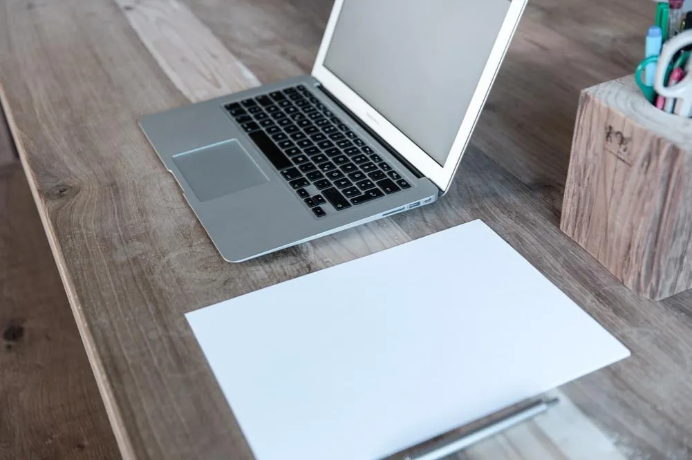 Zdjęcie Jak zrobić licznik odwiedzin HTML – proste kroki i przykłady kodu