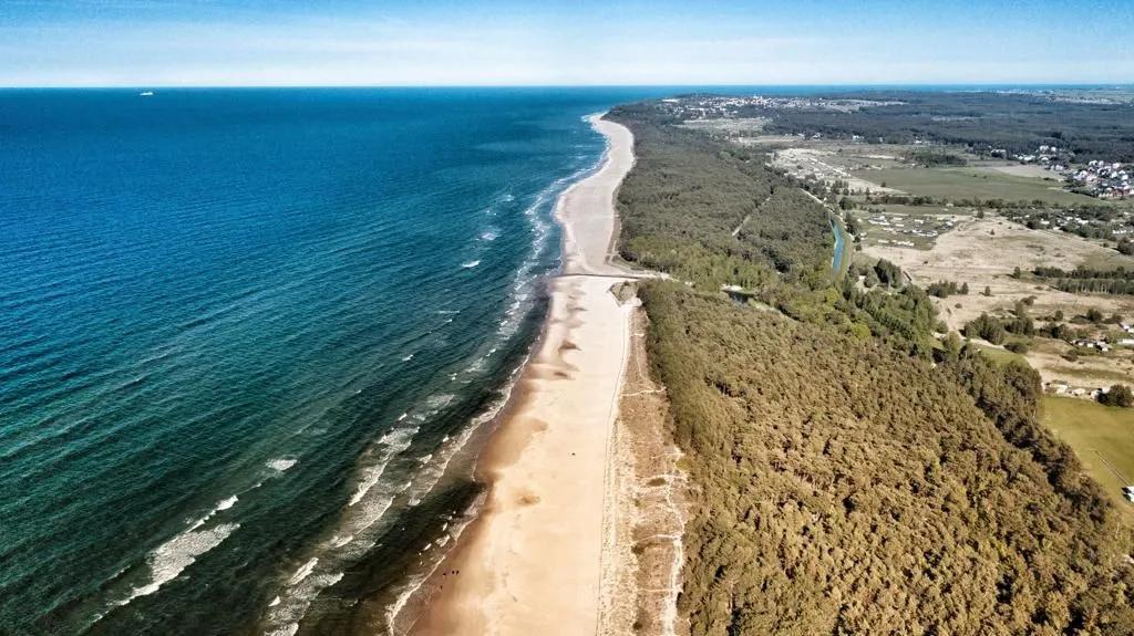 Zdjęcie Jak dojechać do Karwii? Sprawdzone sposoby na łatwy dojazd