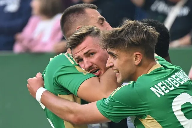 Portrety Jewgienij Szykawka i Dawid Kurminowski