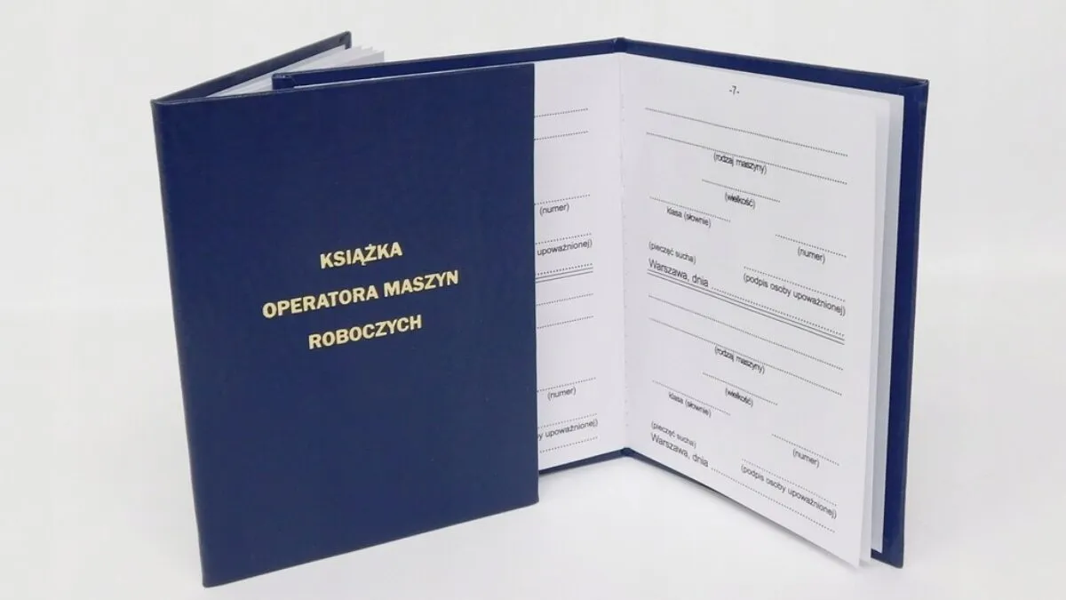 Książka operatora maszyn roboczych stara i nowa karta