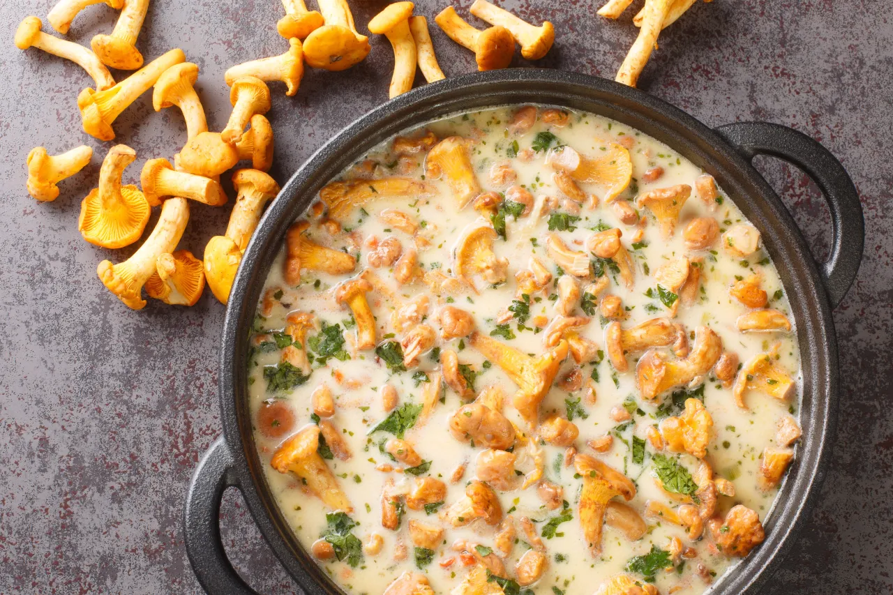 mrożone kurki w misce