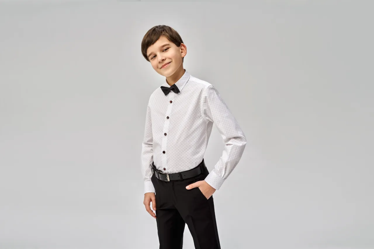 chłopiec gość komunia dodatki mucha krawat buty