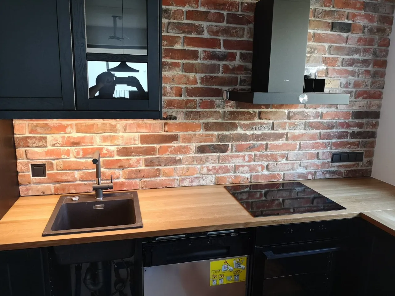 r&oacute;żne gatunki drewna na blaty kuchenne