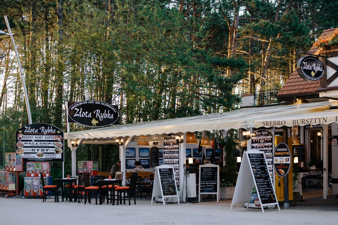 Zdjęcie Gdzie zjeść w Pogorzelicy? Odkryj najlepsze lokale gastronomiczne
