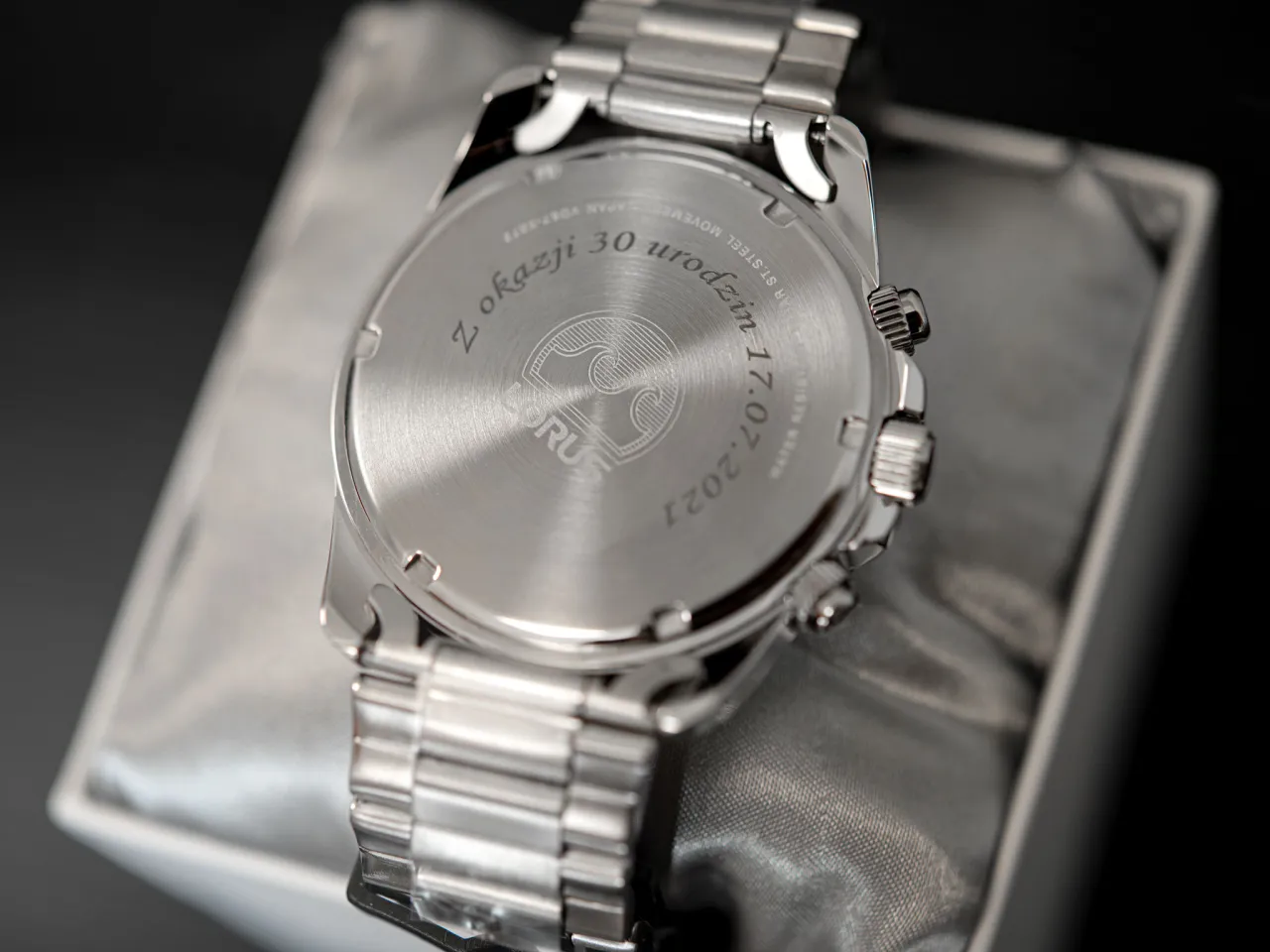 Sklep jubilerski z zegarkami i usługą grawerowania