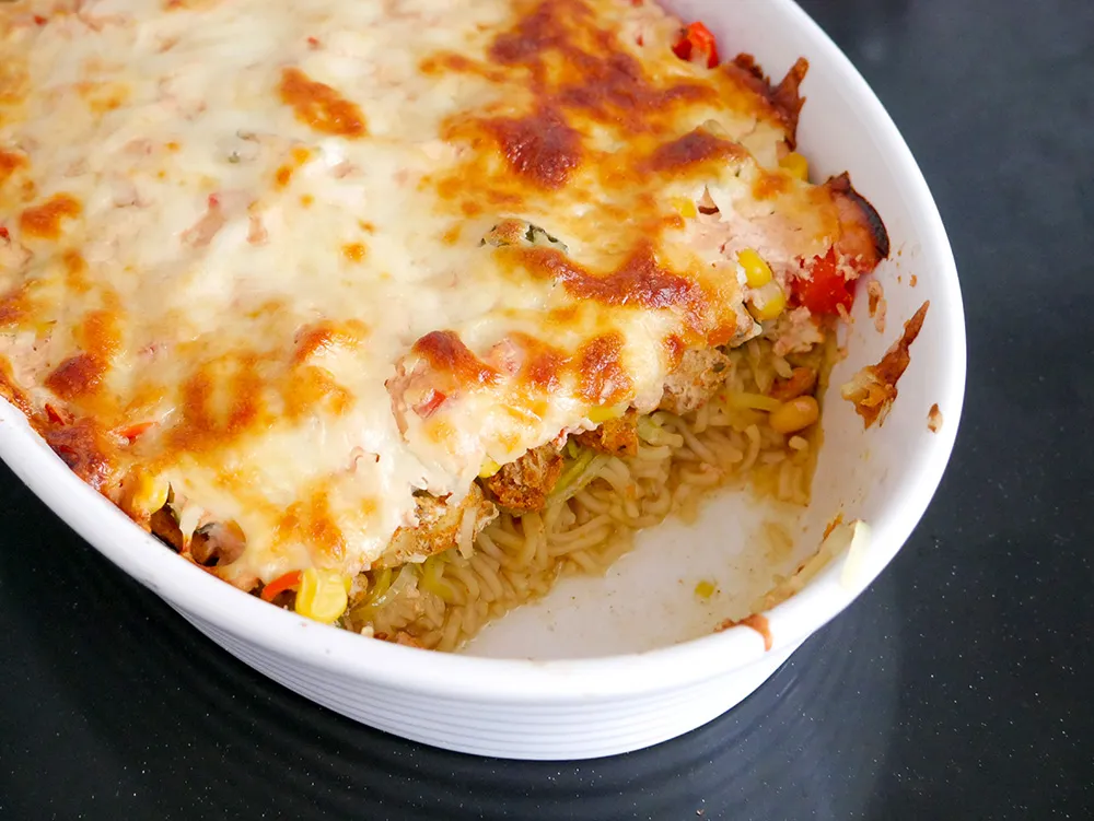 R&oacute;żne warianty zapiekanki z zupek chińskich