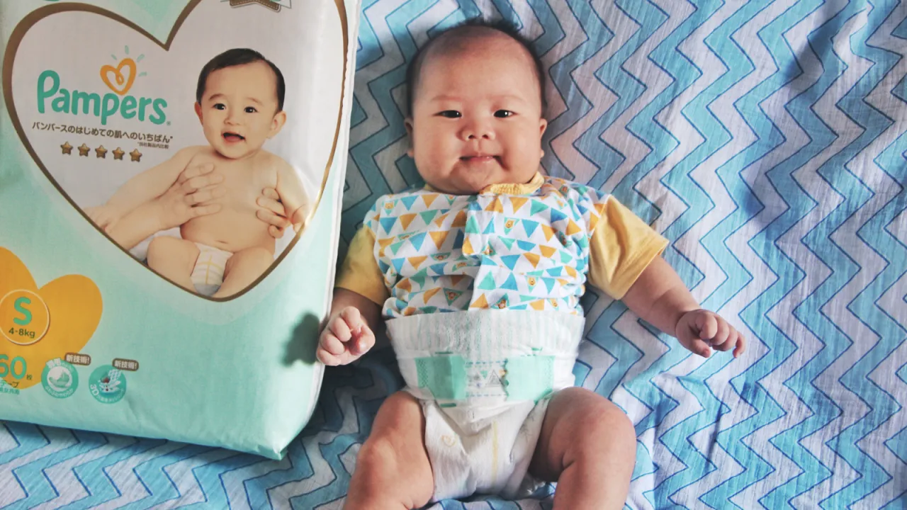 Pampers Premium Care vs New Baby texture